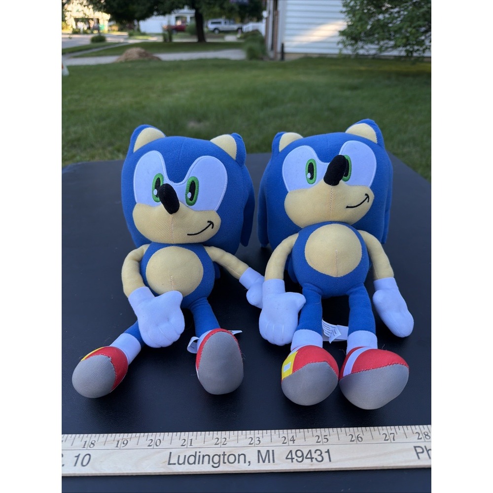 Plushie Sonic Hedgehog Plush 13" Lot Of 2 Manufactured 2025